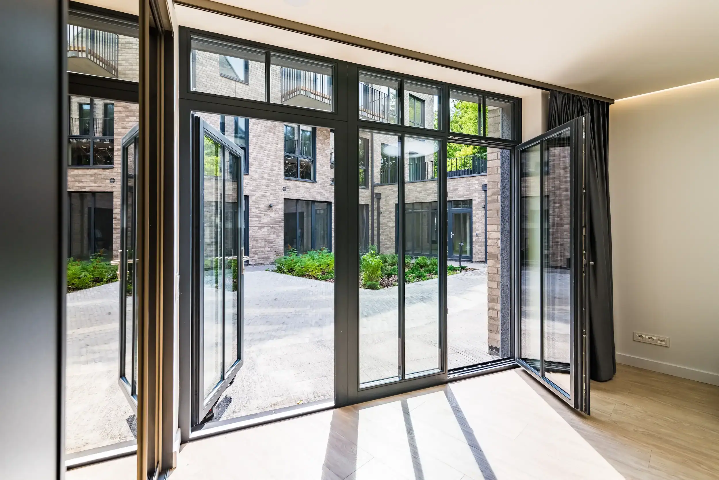 Kleurconsistentie bij aluminium kozijnreparatie- zo krijg je het perfect